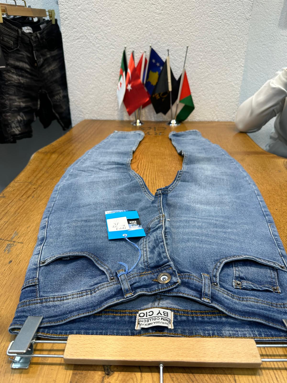 بنطال جينز رجالي